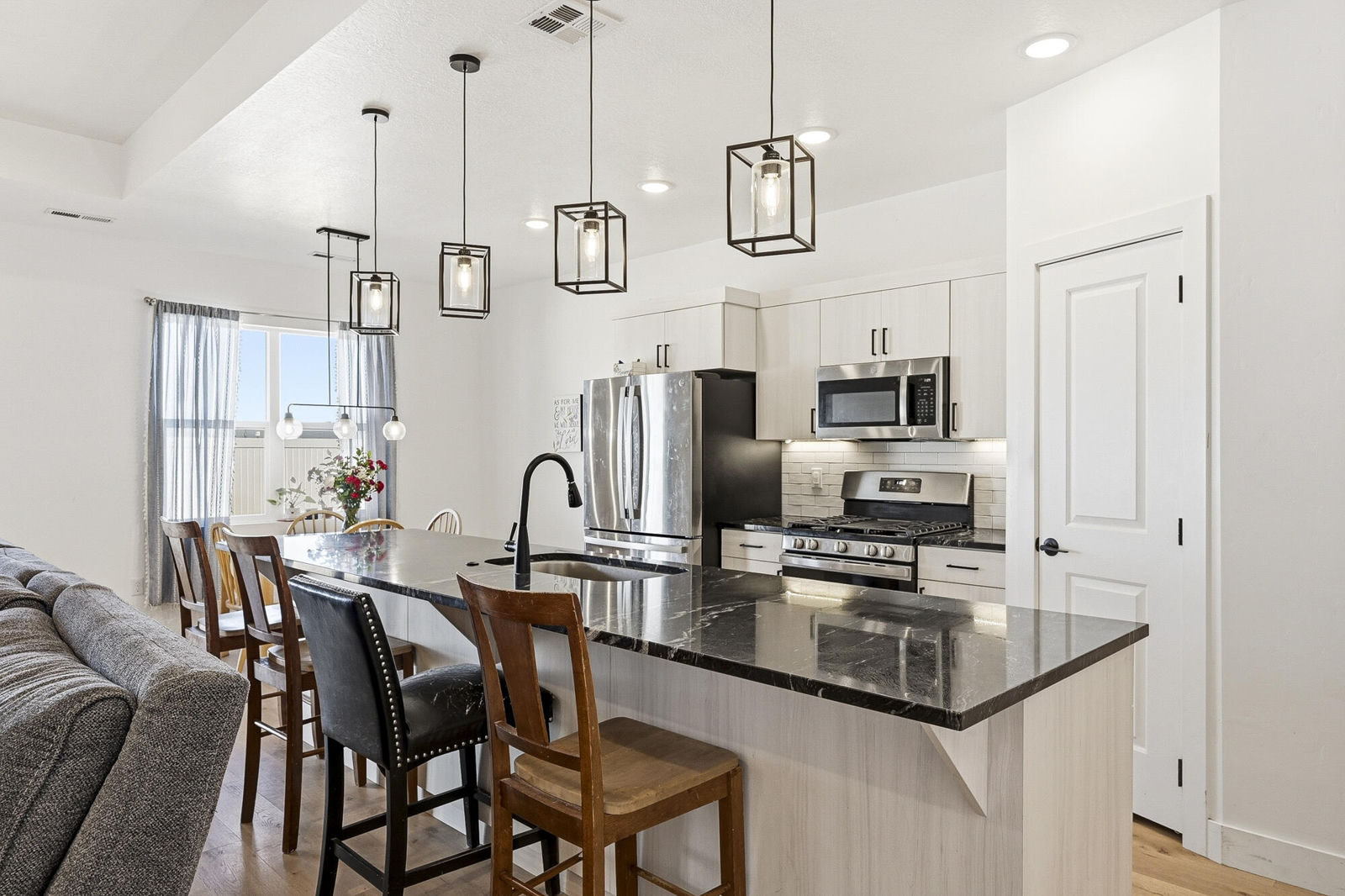 1137 N Yucca ST W, Cedar City, photo 15 of 57
