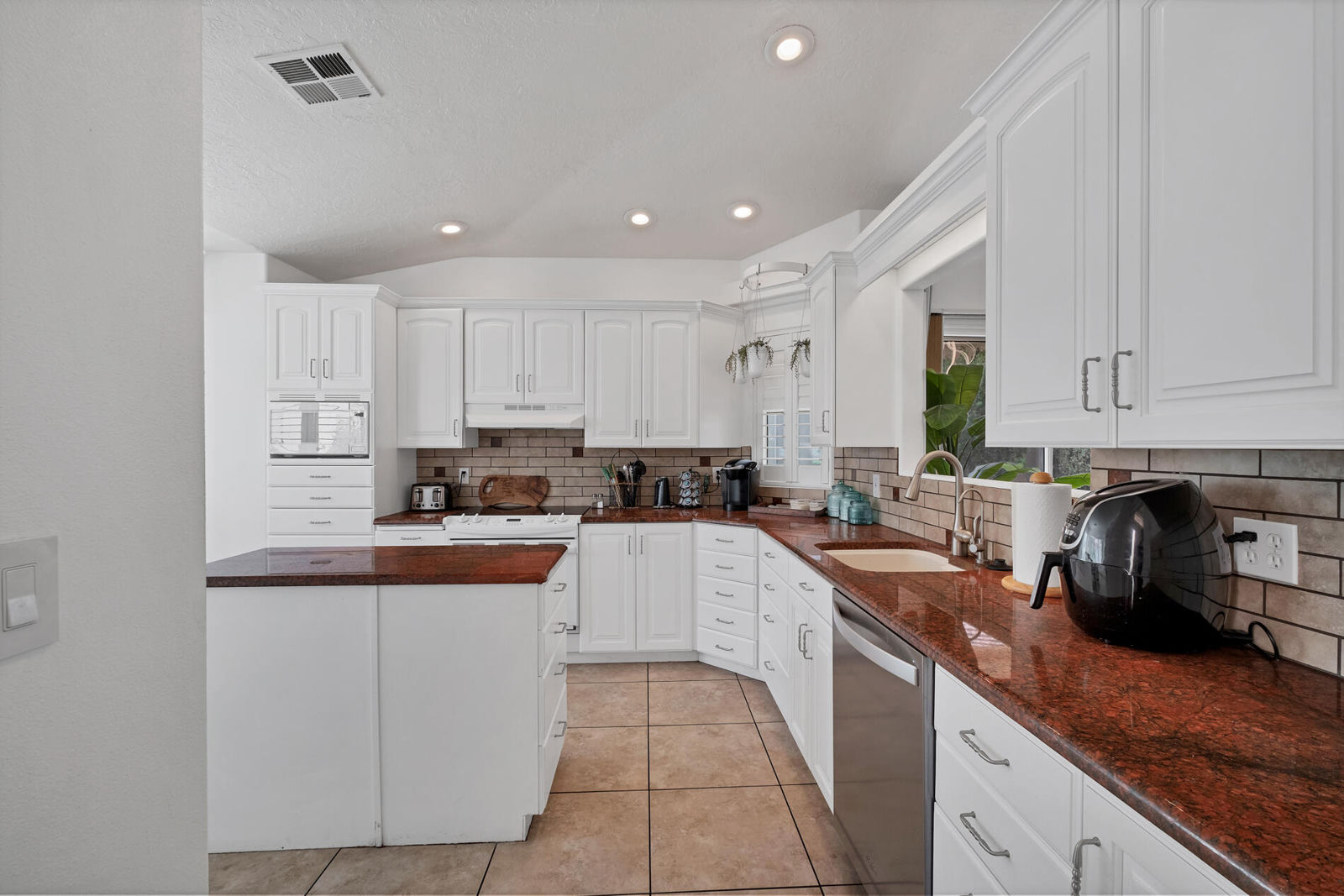 2050 S 1400 E, #4, St George, photo 10 of 45