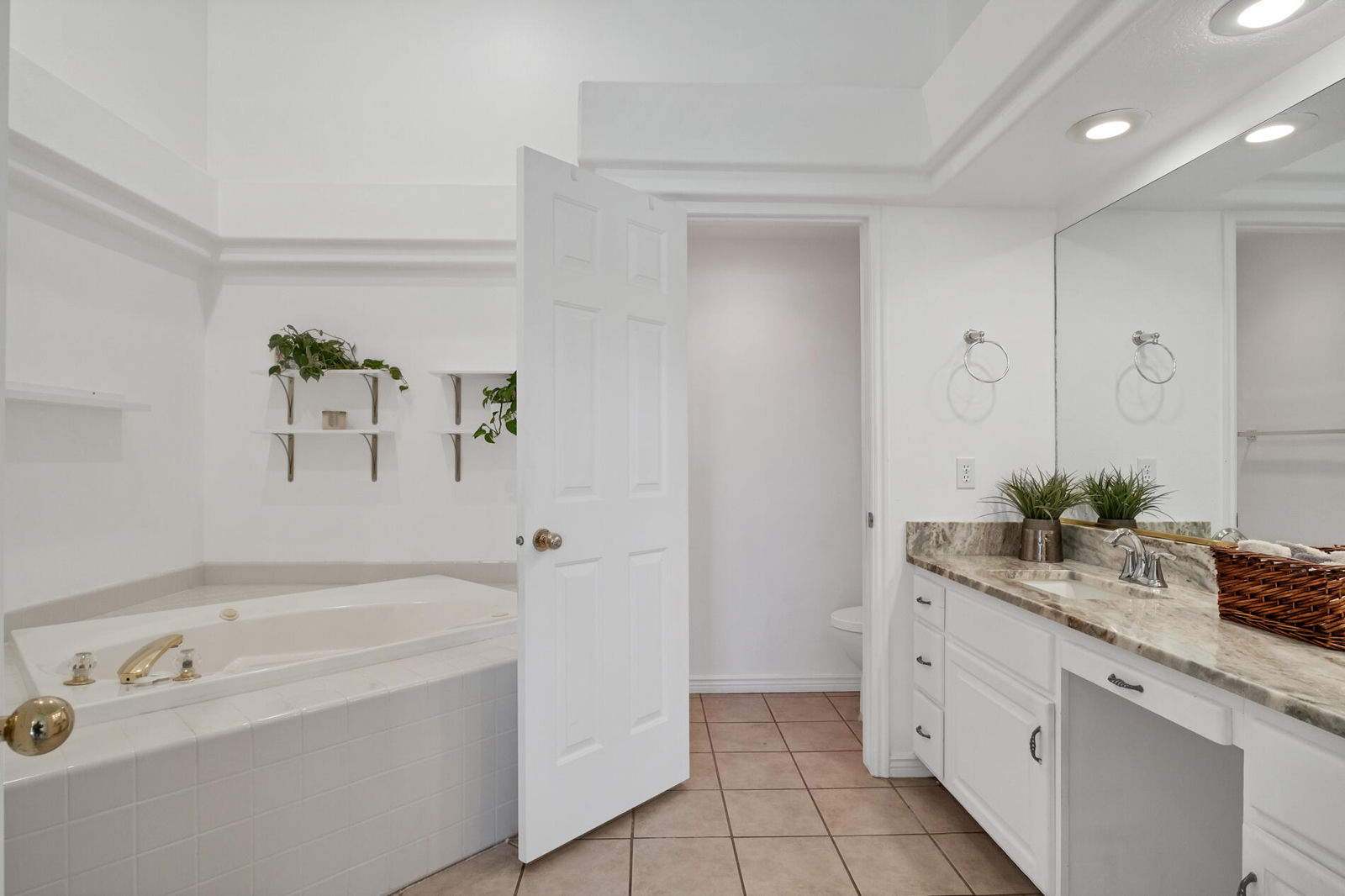 2050 S 1400 E, #4, St George, photo 18 of 45