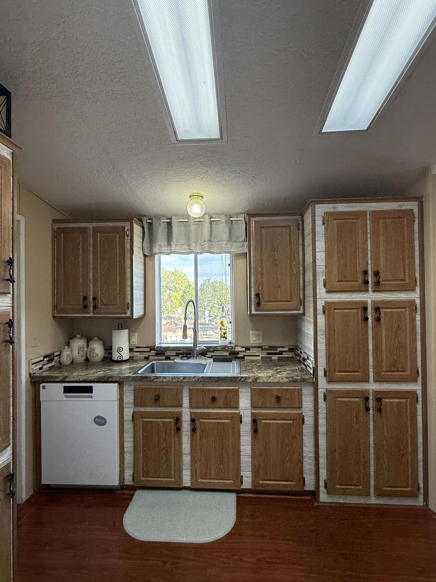 247 E 300 S ST, Minersville, photo 11 of 42