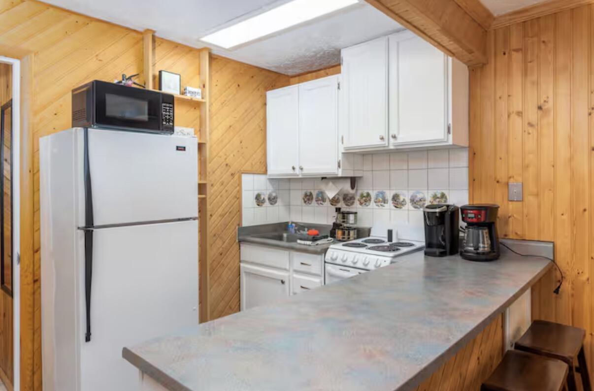 651 S Snowflake RD, 306, Brian Head, photo 9 of 49