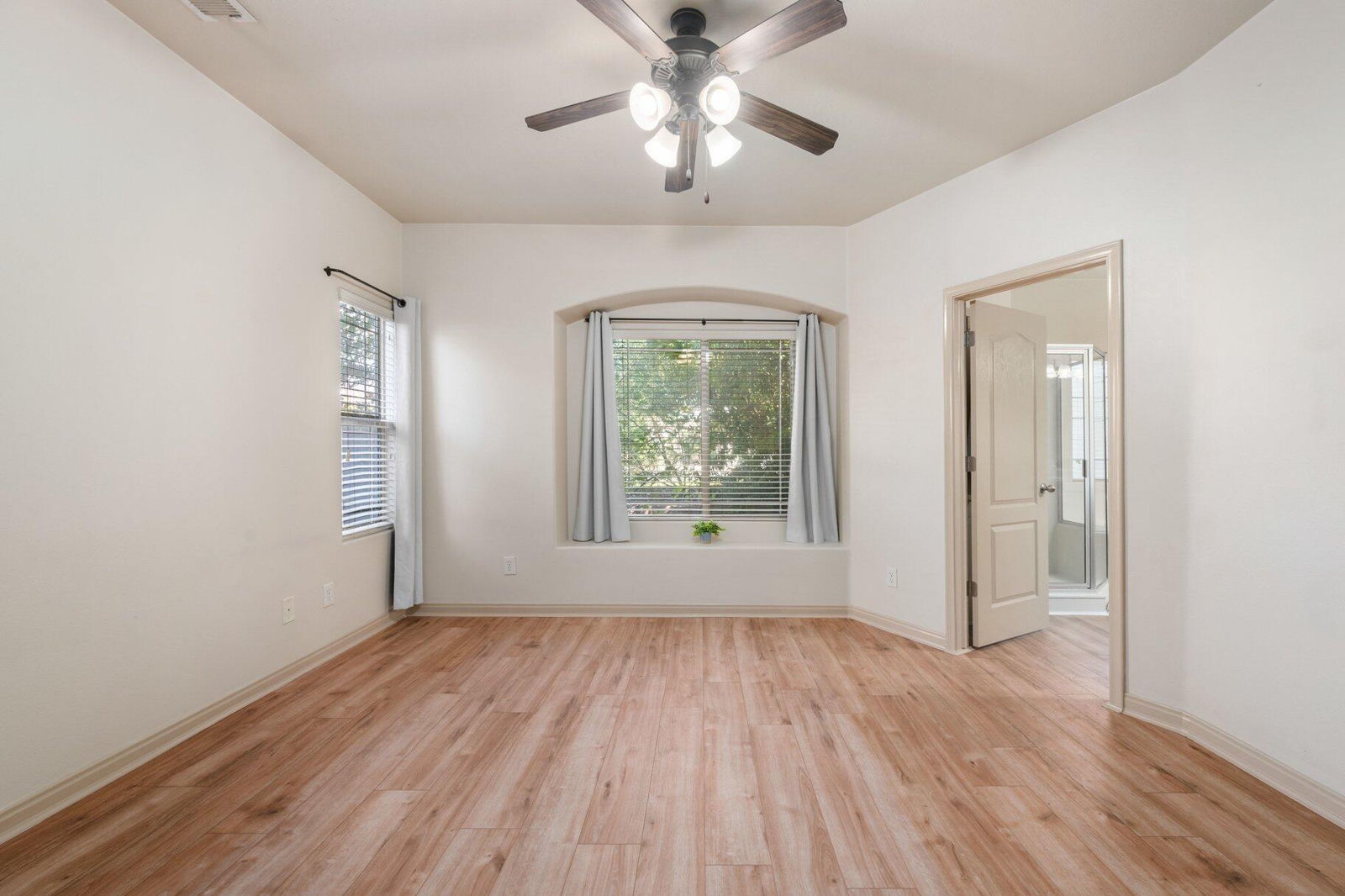 345 N 2450 E, 151, St George, photo 11 of 36