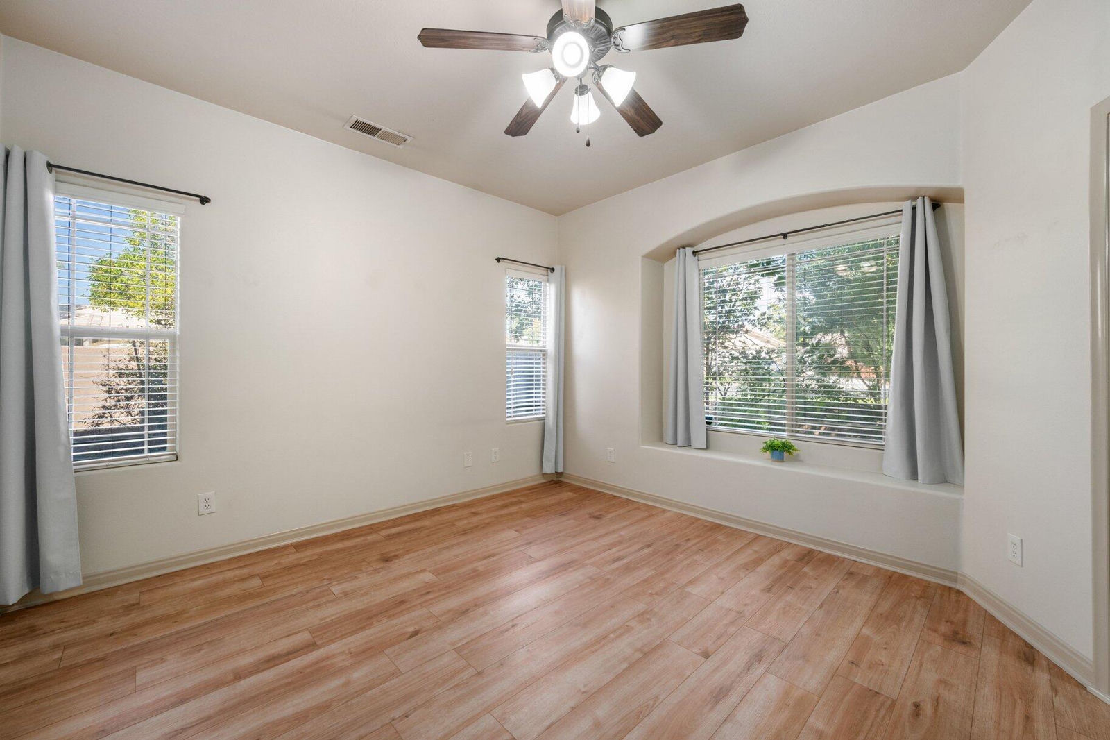 345 N 2450 E, 151, St George, photo 12 of 36