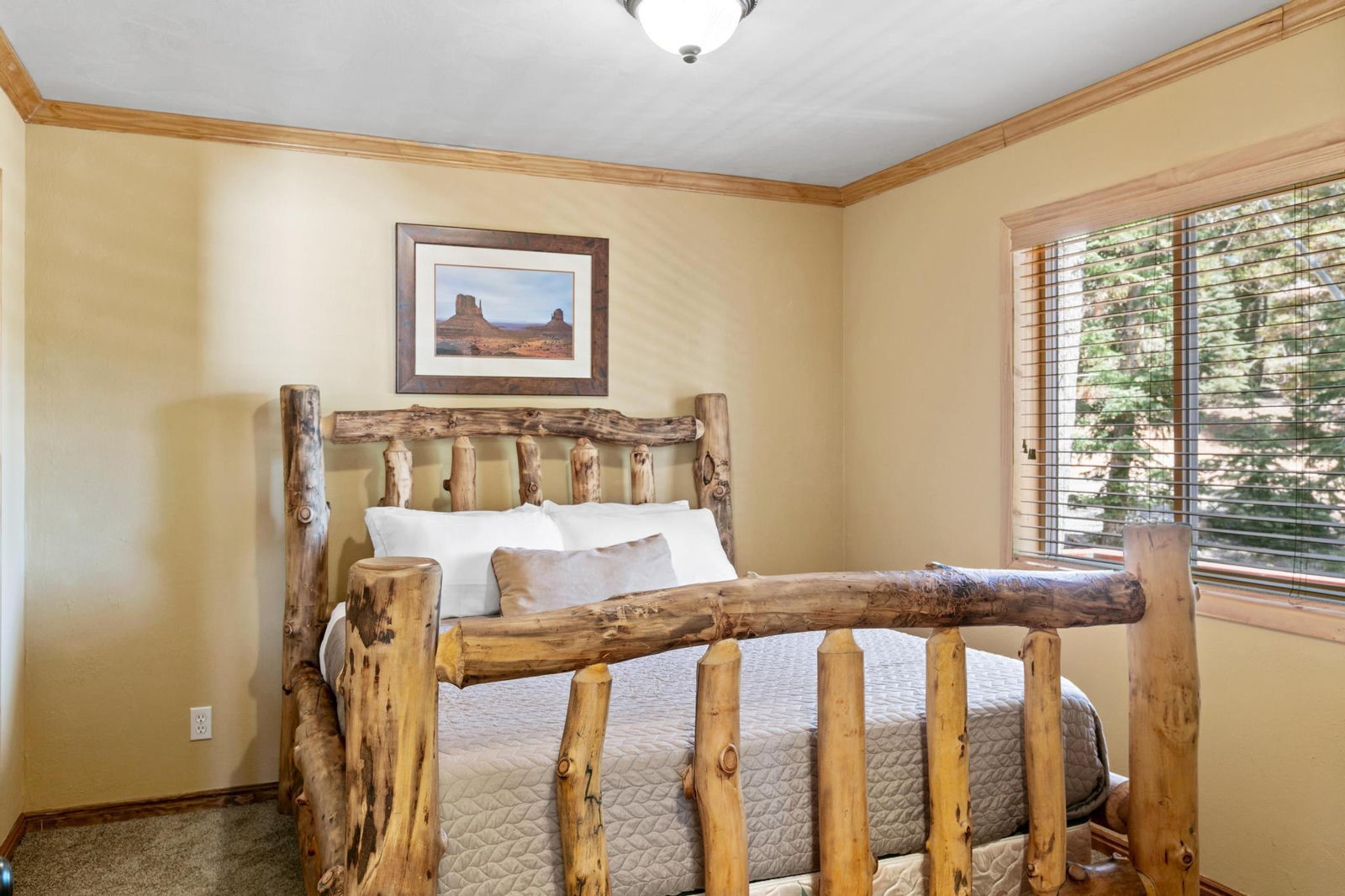 1050 E Redwood RD, Duck Creek Village, photo 4 of 34