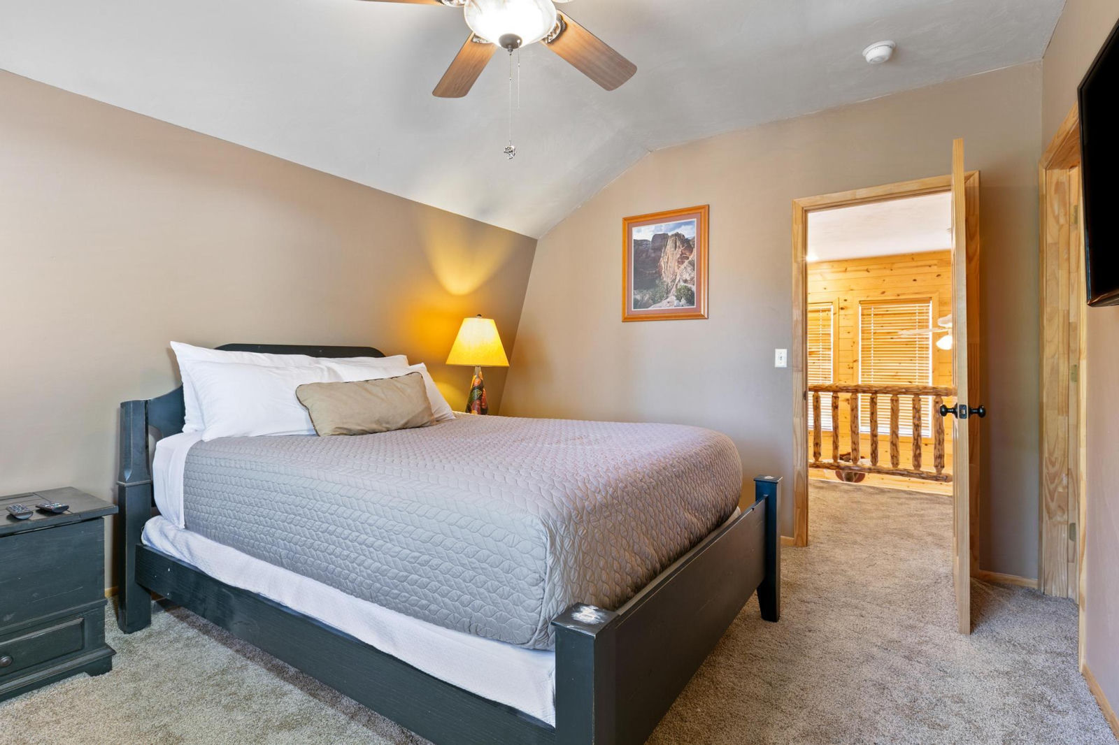 1050 E Redwood RD, Duck Creek Village, photo 16 of 34