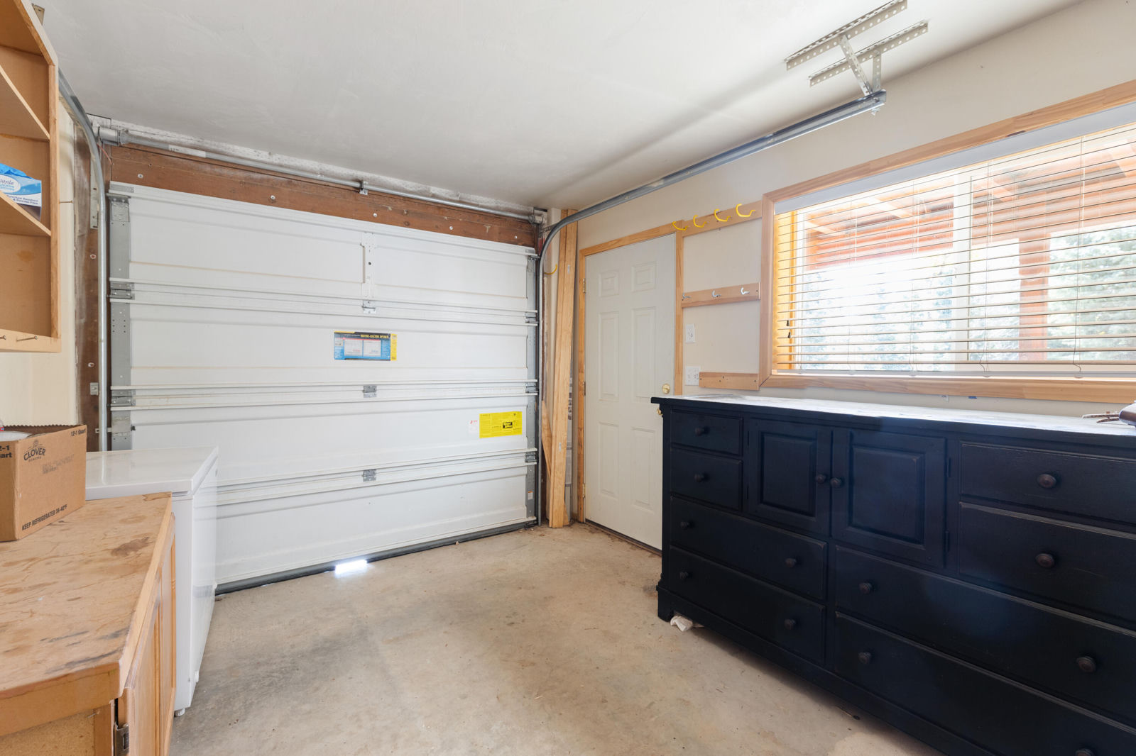 1050 E Redwood RD, Duck Creek Village, photo 23 of 34