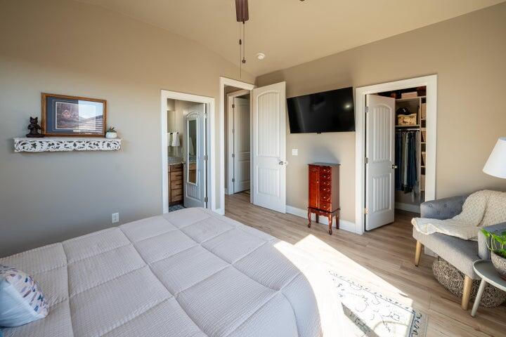741 W 400 N, Hurricane, photo 13 of 27