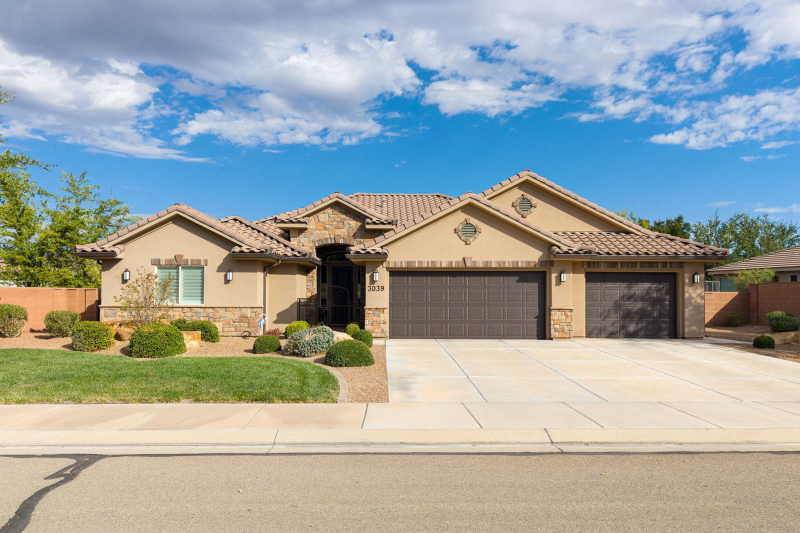 3039 E Delany DR, St George, photo 1