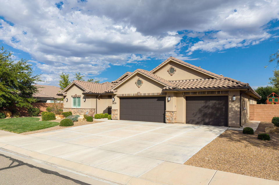 3039 E Delany DR, St George, photo 3