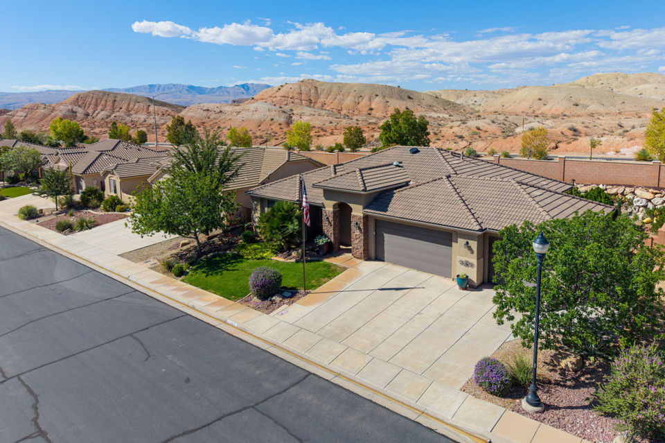 265 E Munich DR, St George, photo 2
