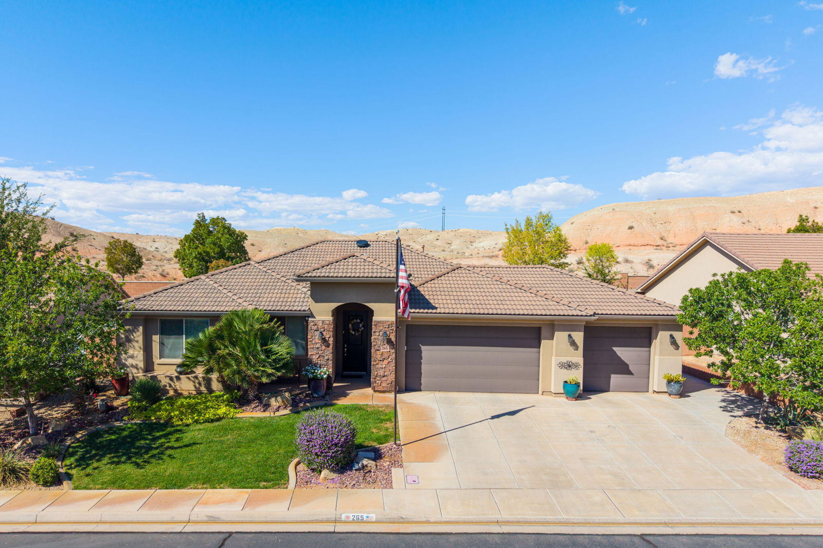 265 E Munich DR, St George, photo 4 of 30