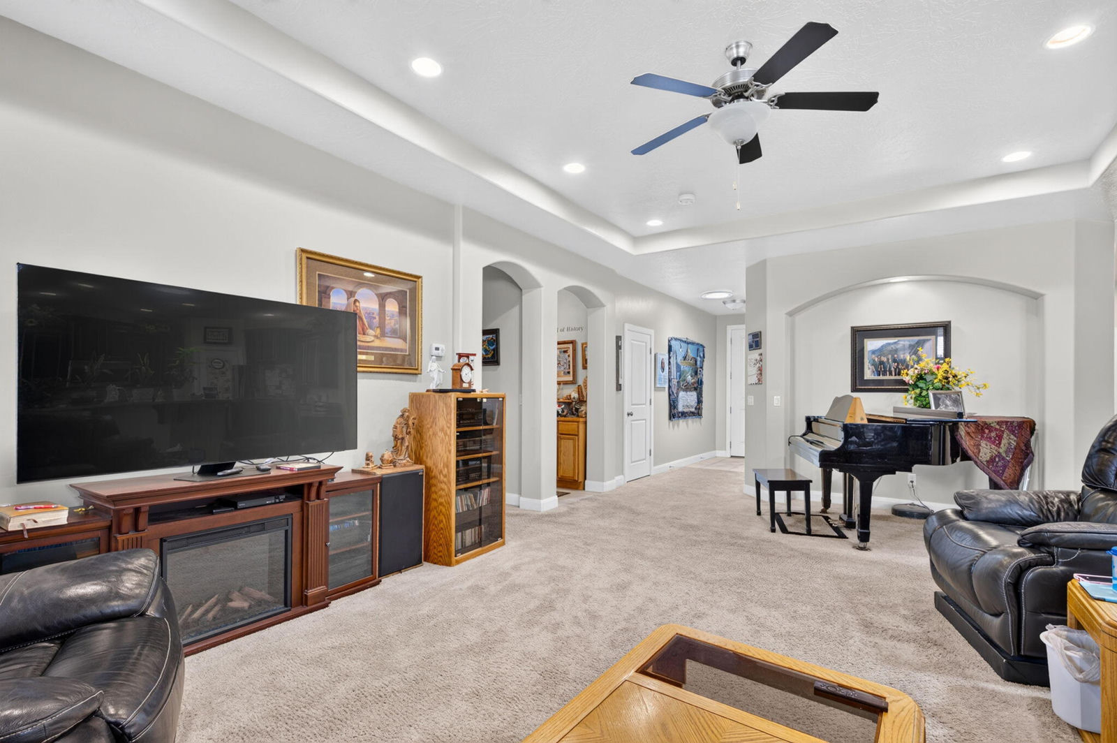 265 E Munich DR, St George, photo 8 of 30