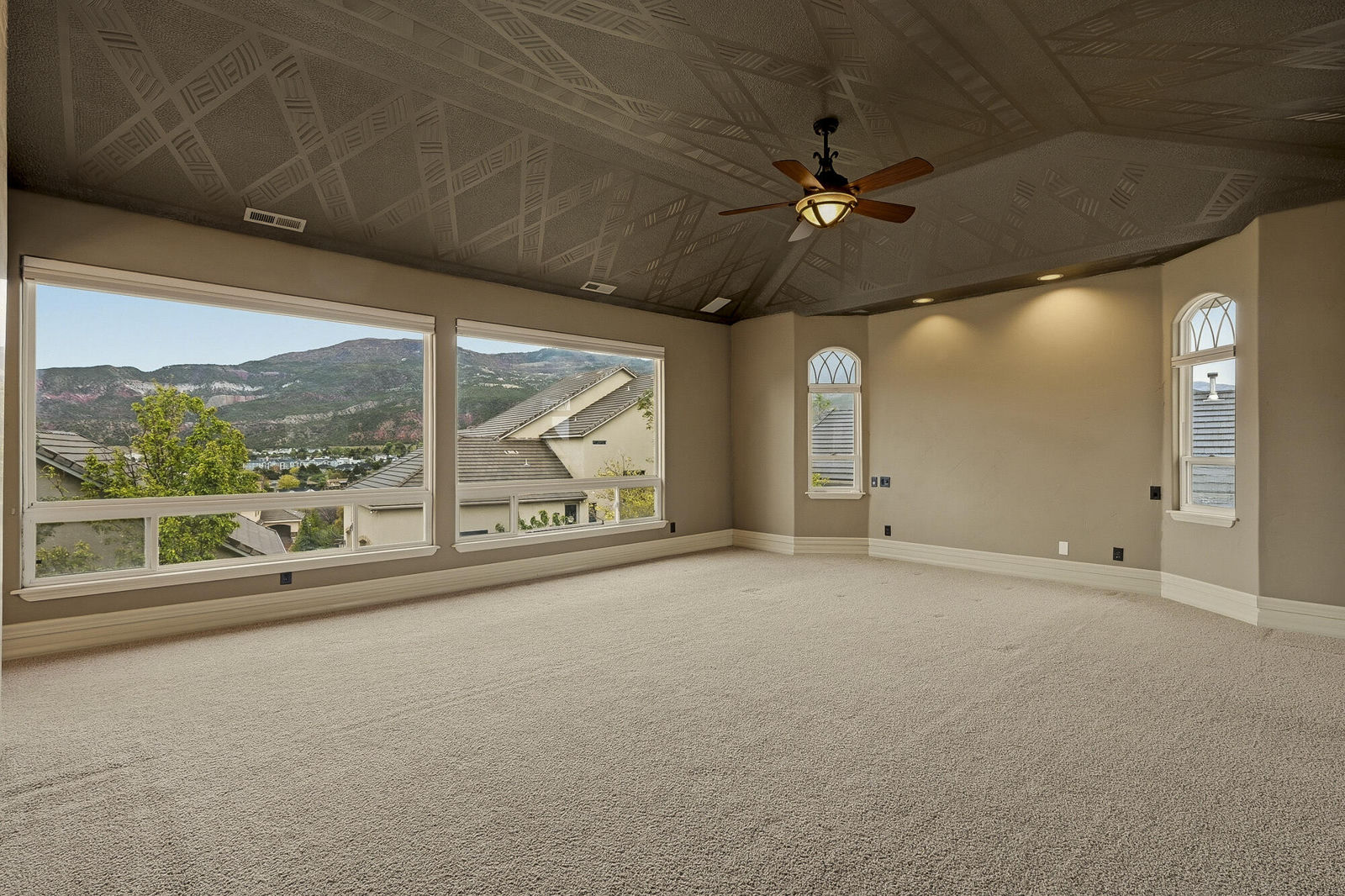 919 S 1850 W, Cedar City, photo 45 of 111