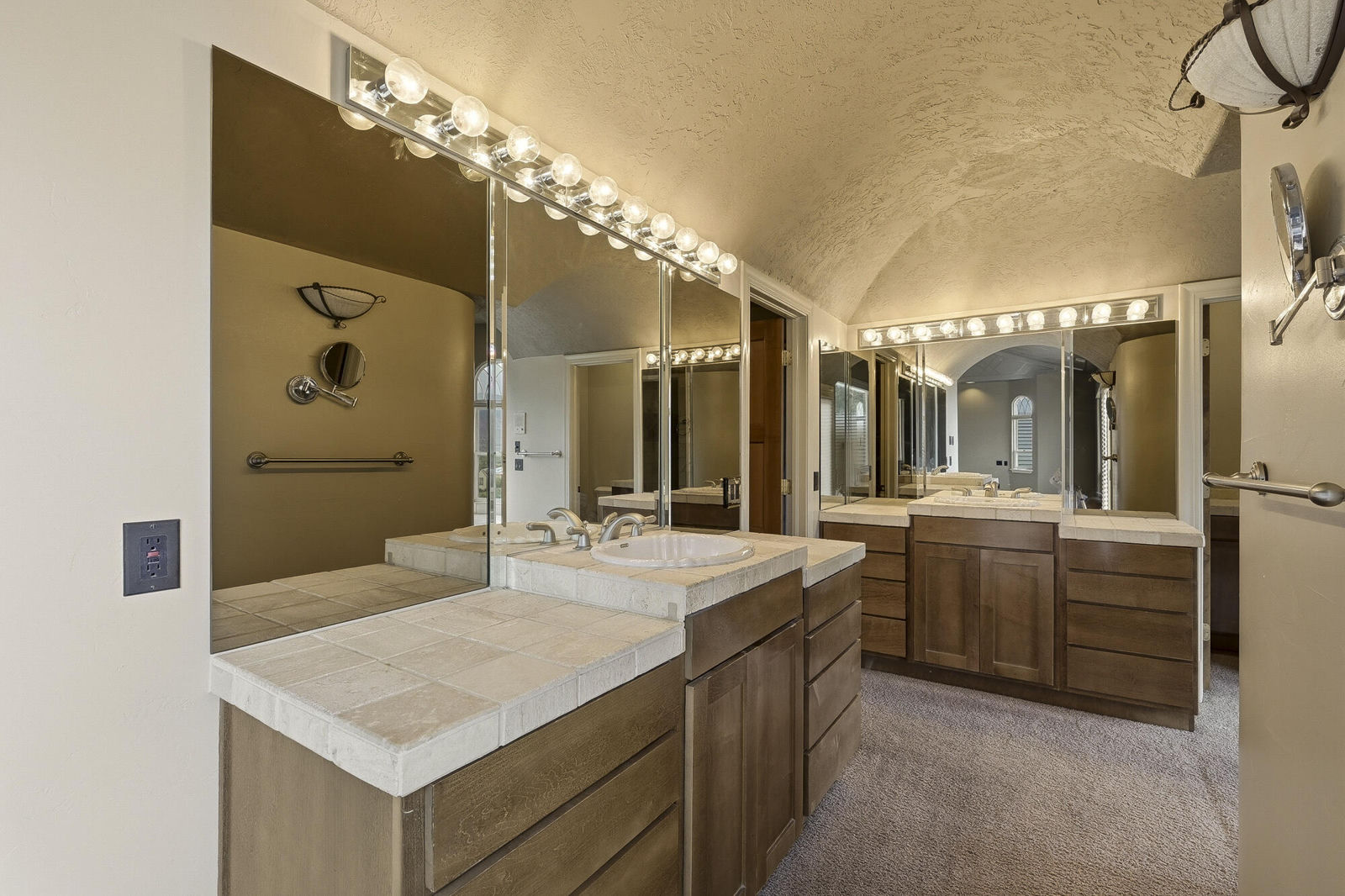 919 S 1850 W, Cedar City, photo 49 of 111