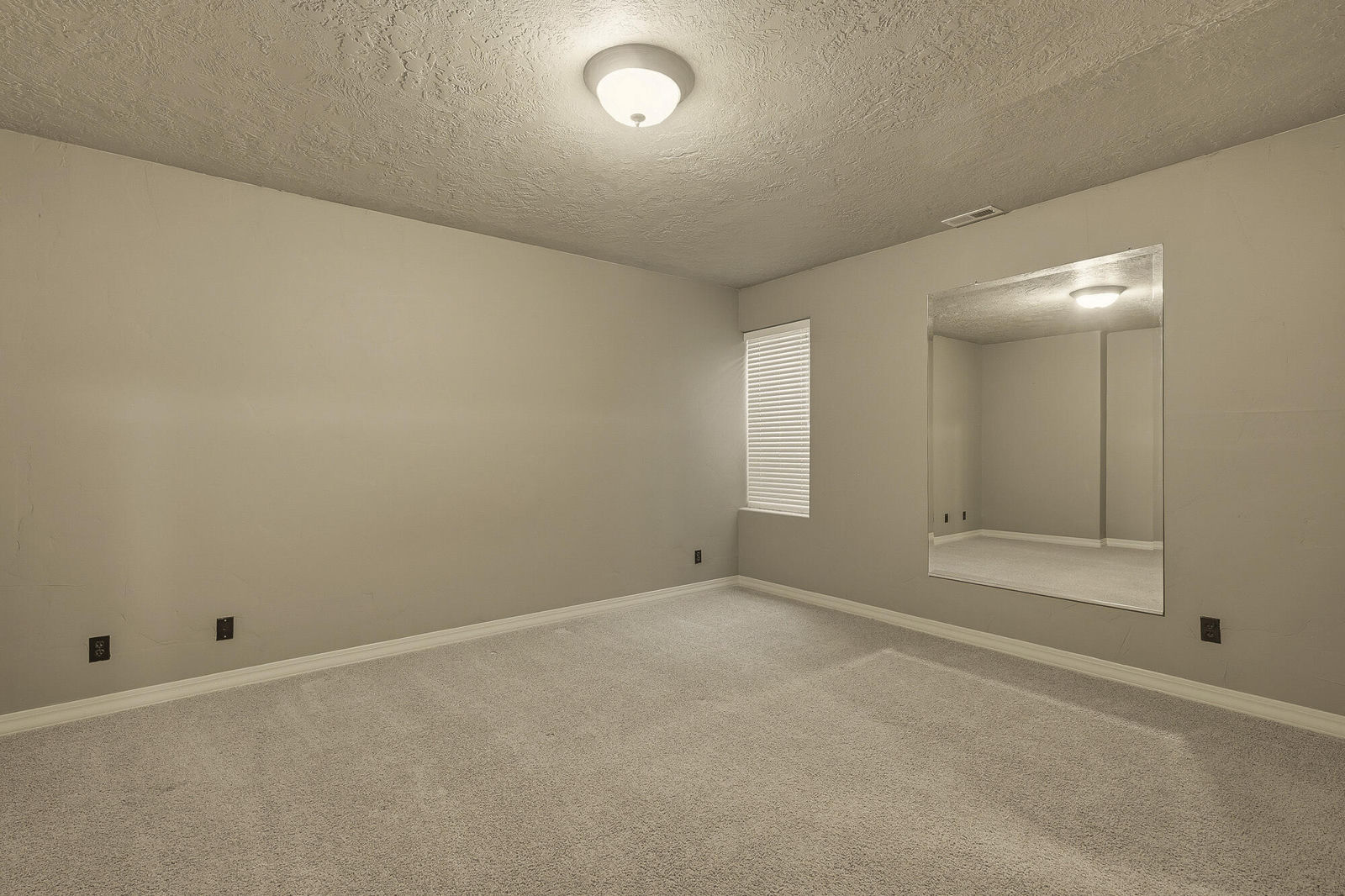 919 S 1850 W, Cedar City, photo 87 of 111