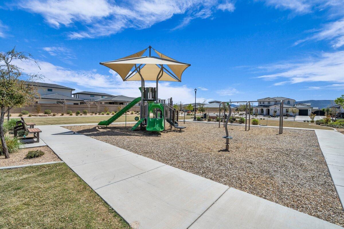 633 W Emerald Point DR, St George, photo 38 of 39