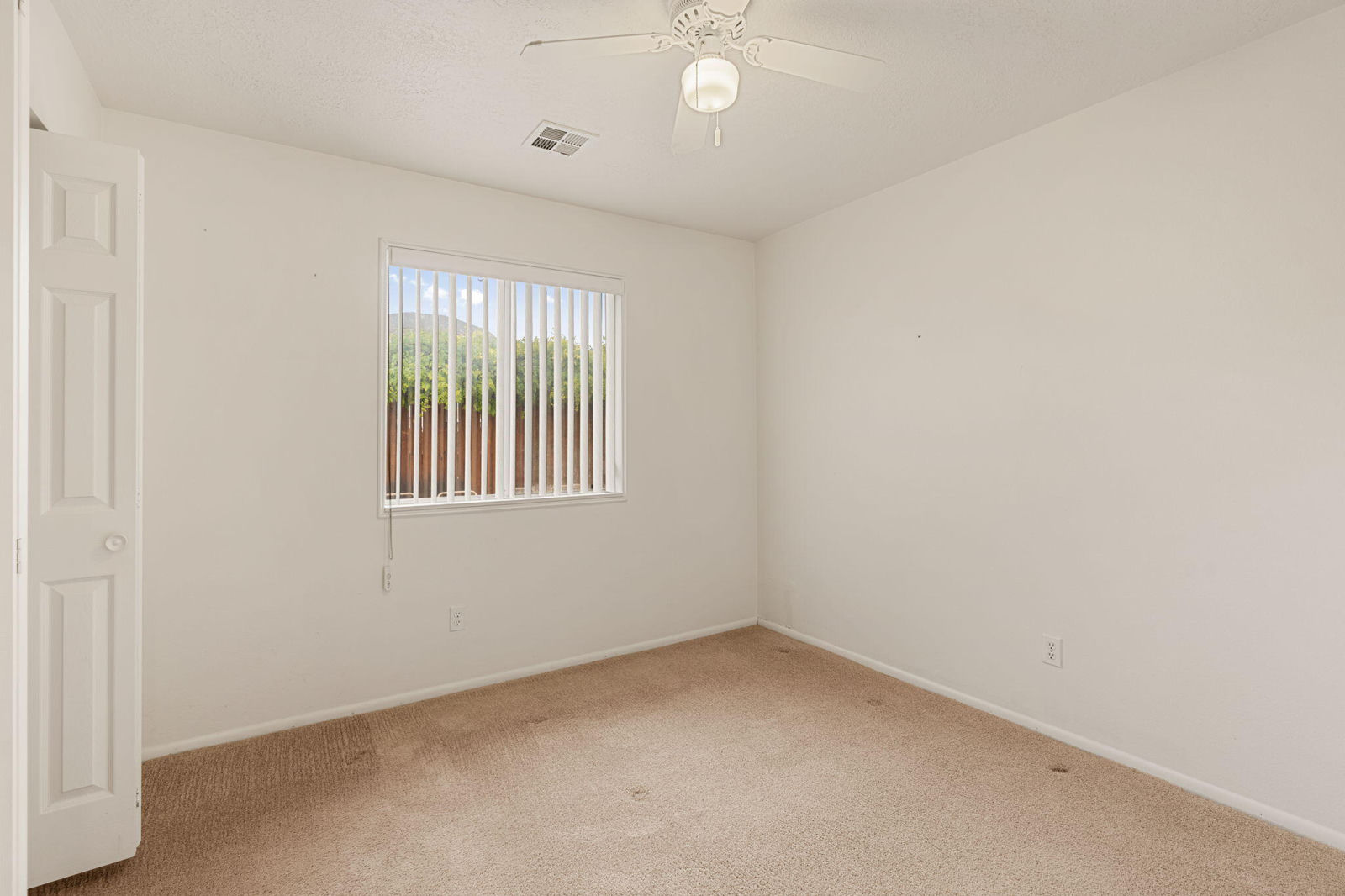 370 E 2150 N, Cedar City, photo 16 of 25