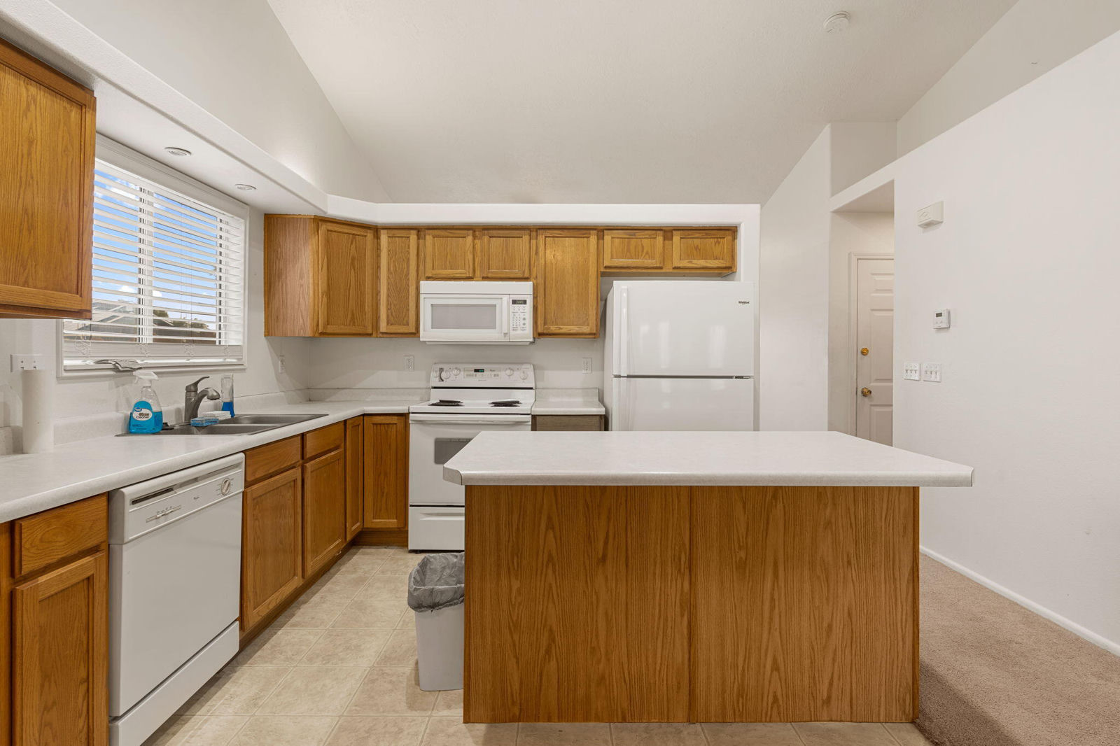 370 E 2150 N, Cedar City, photo 8 of 25