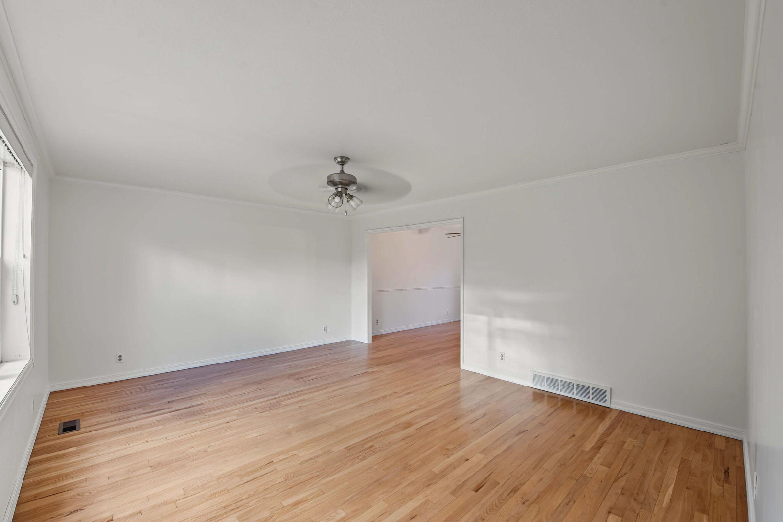 1195 Wildflower LN, Cedar City, photo 9 of 58