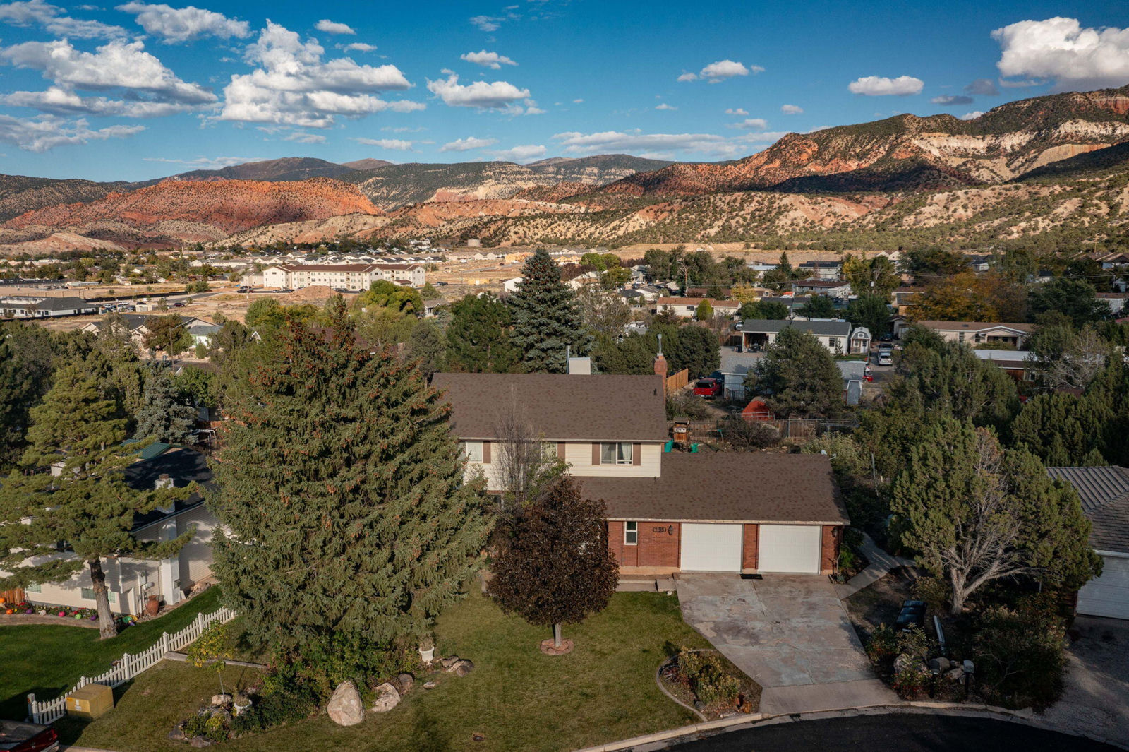 1195 Wildflower LN, Cedar City, photo 4 of 58