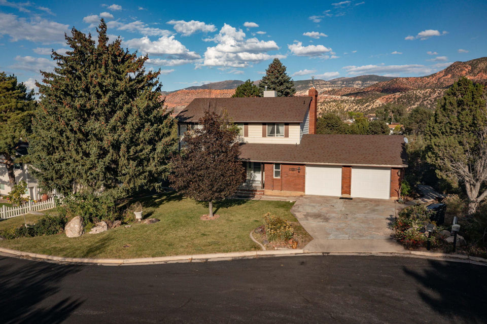 1195 Wildflower LN, Cedar City