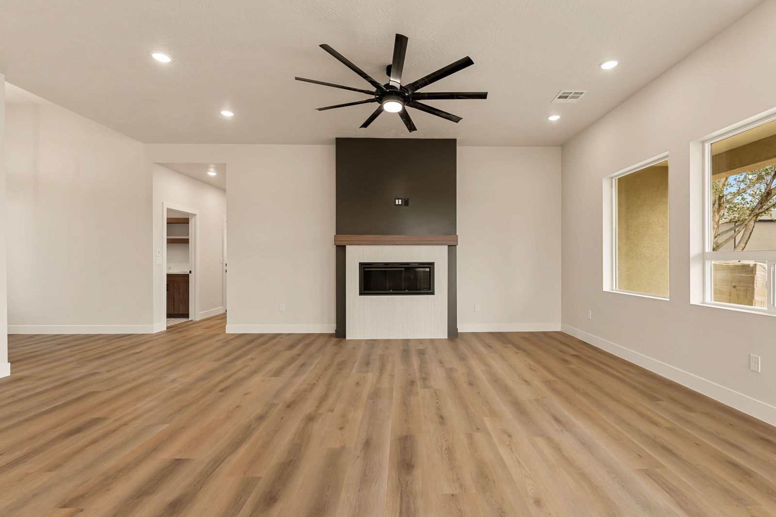 4699 W 200 N, Cedar City, photo 9 of 34