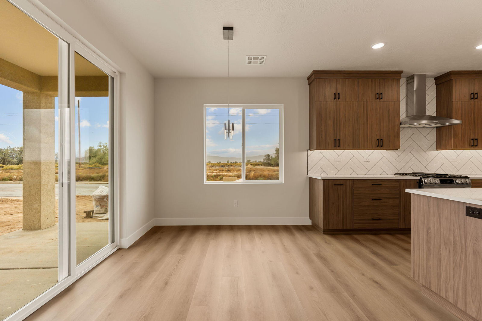 4699 W 200 N, Cedar City, photo 10 of 34
