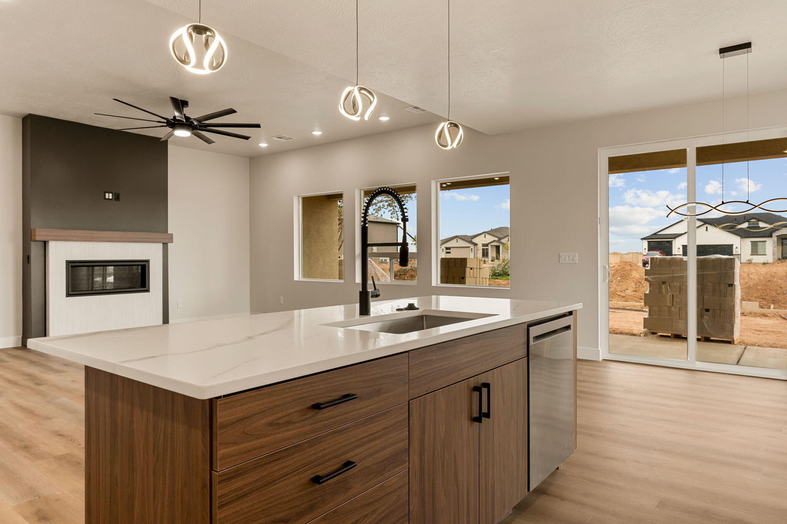 4699 W 200 N, Cedar City, photo 13 of 34