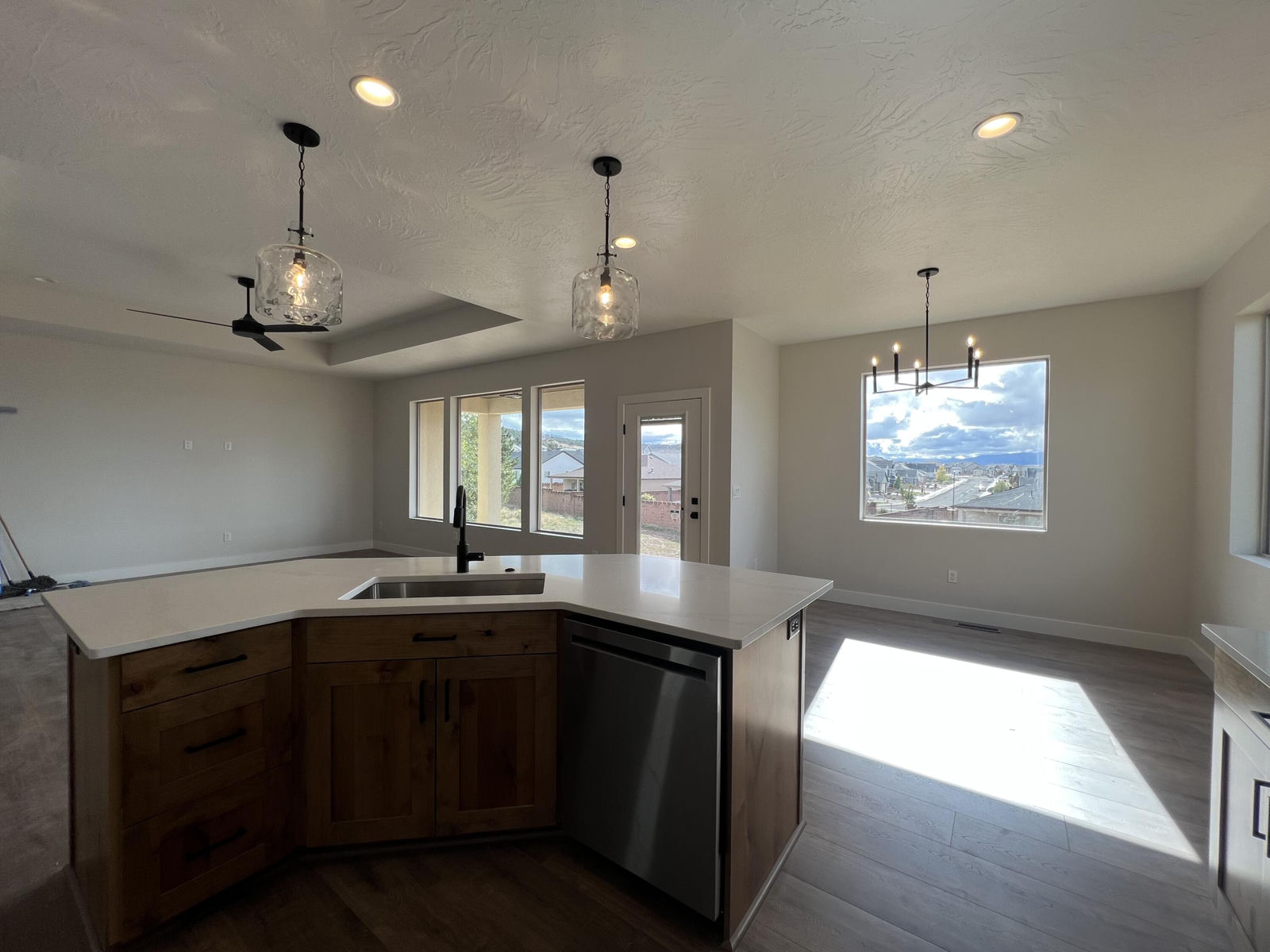 3561 W Hidden Hills DR, Cedar City, photo 8 of 17