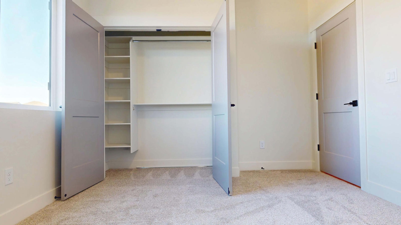 1080 N Olesia ST, Cedar City, photo 19 of 27