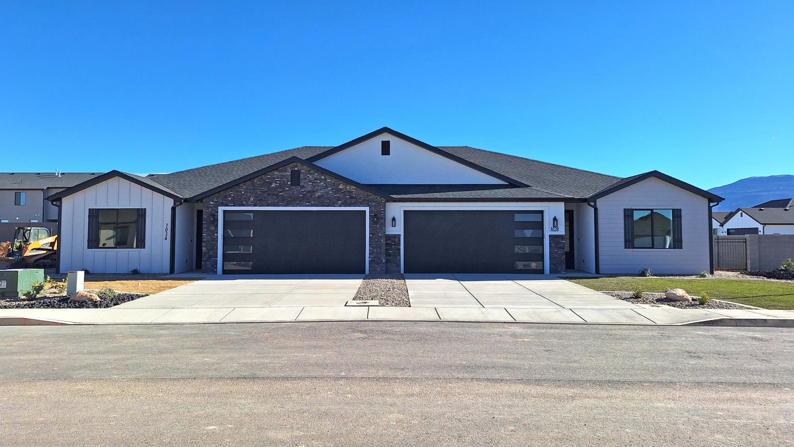 1074 N Olesia ST, Cedar City, photo 1