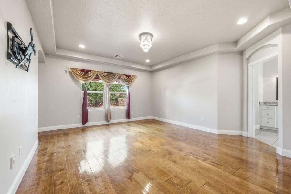 649 S Haley DR, Washington, photo 11 of 42