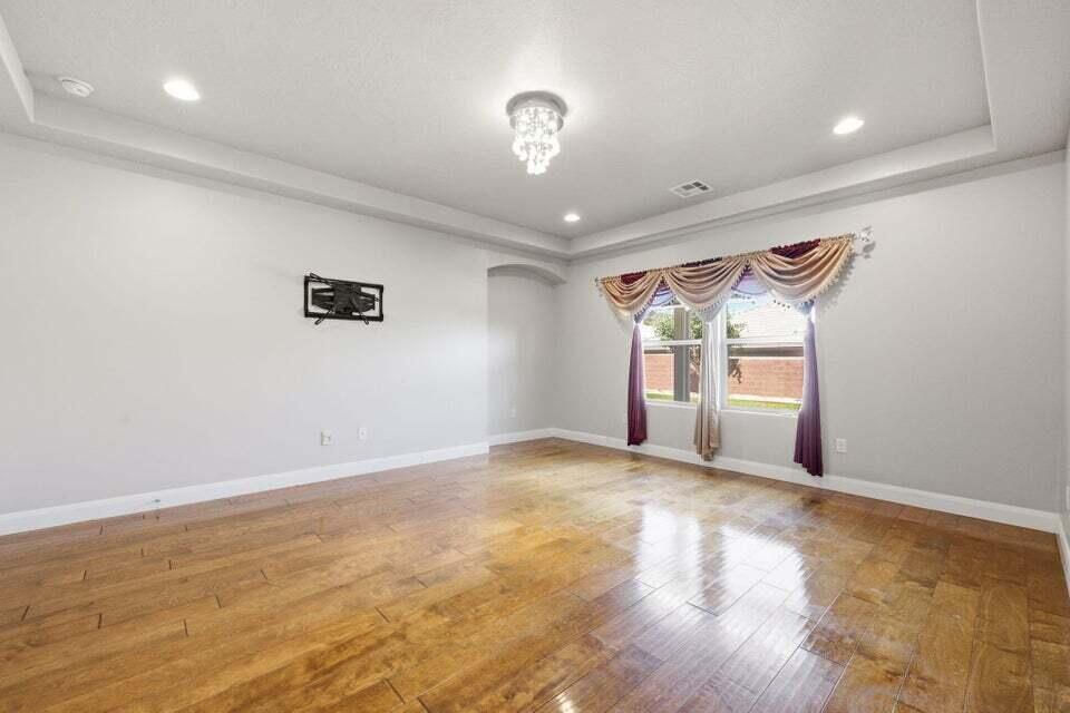 649 S Haley DR, Washington, photo 12 of 42