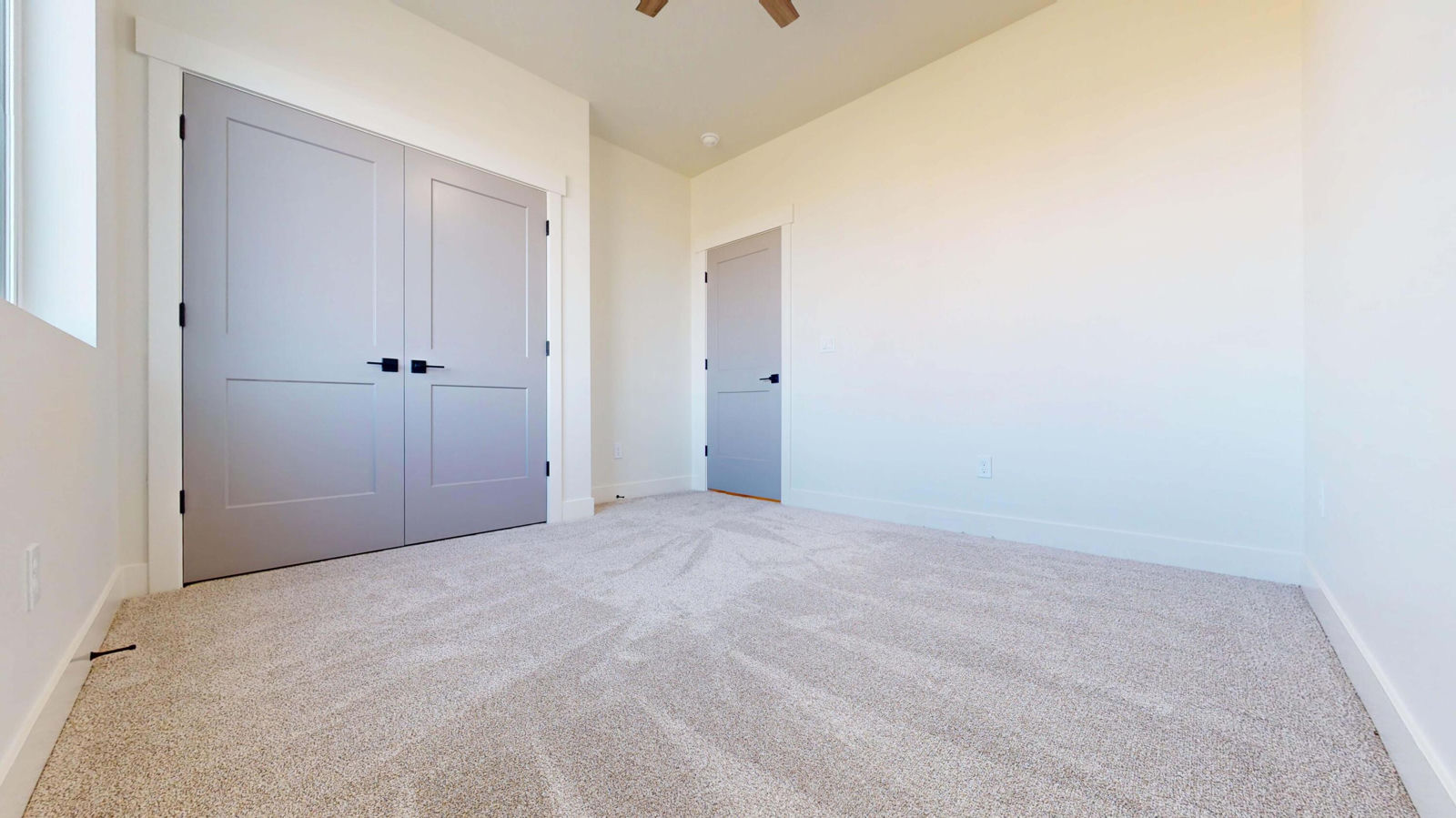 1074 N Olesia ST, Cedar City, photo 18 of 27