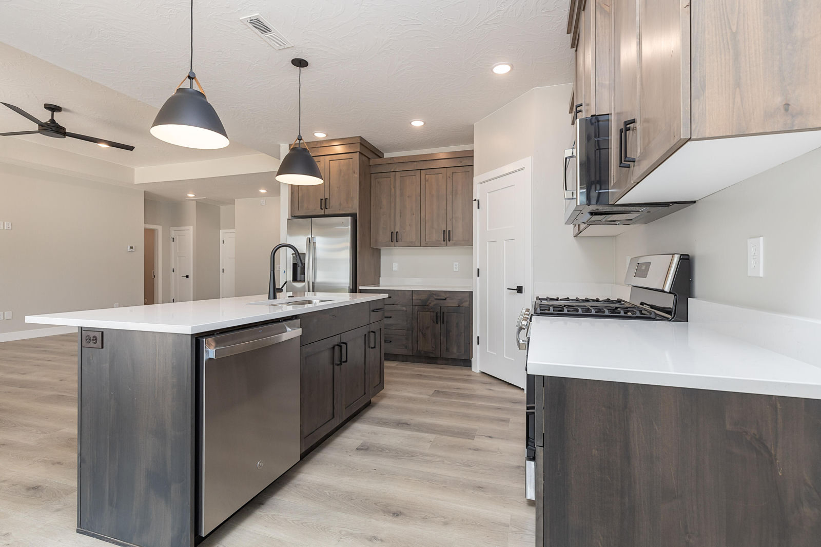 1171 N Yucca ST, Cedar City, photo 11 of 25
