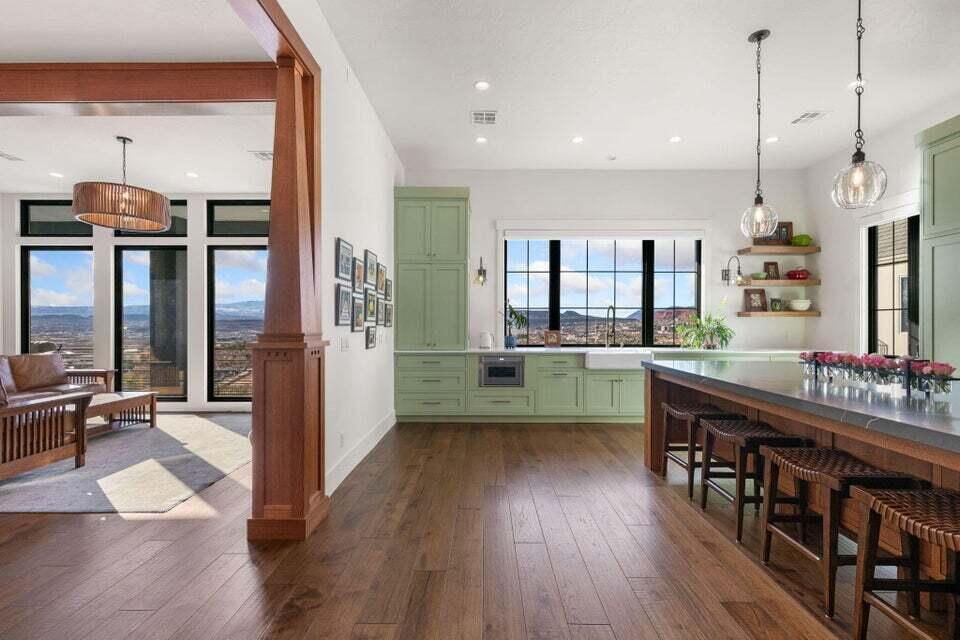 998 Willow Breeze LN, St George, photo 17 of 92