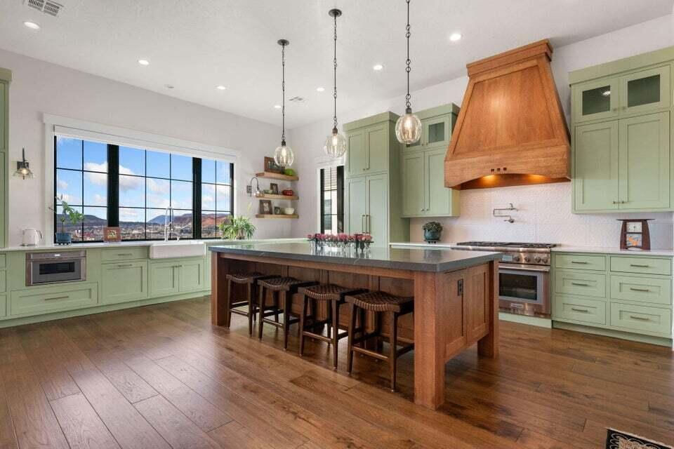 998 Willow Breeze LN, St George, photo 18 of 92