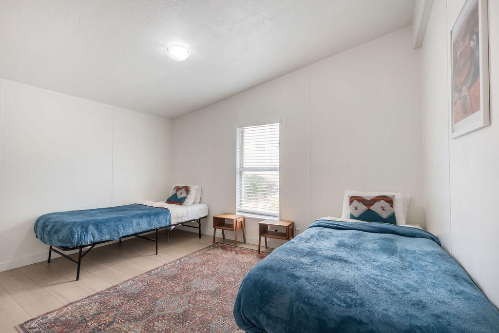91 E 645 N, La Verkin, photo 11 of 37