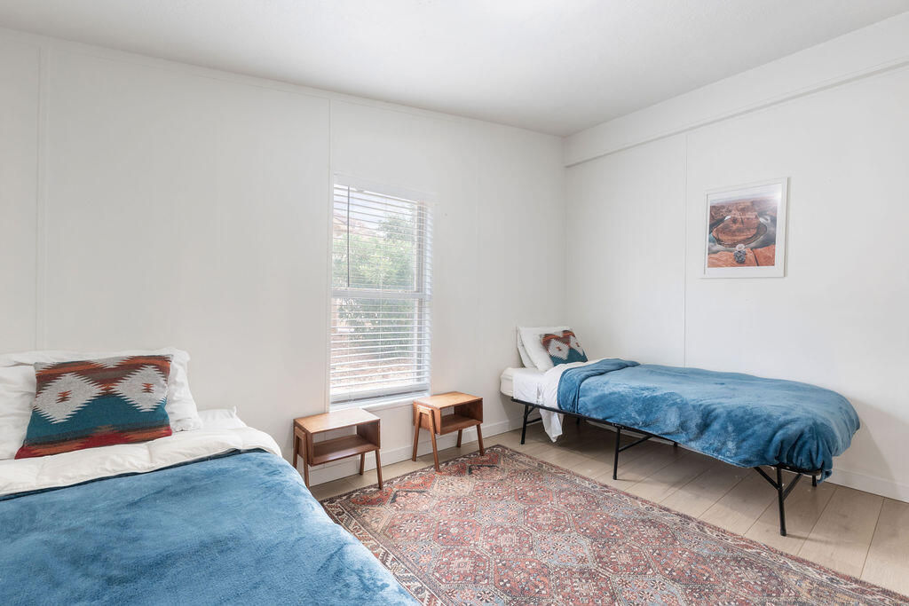 91 E 645 N, La Verkin, photo 12 of 37