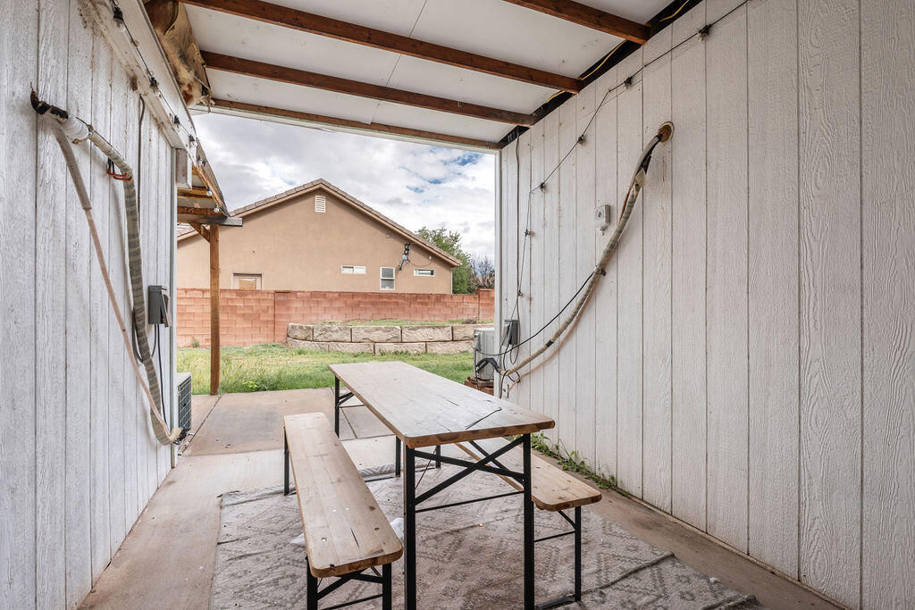 91 E 645 N, La Verkin, photo 34 of 37