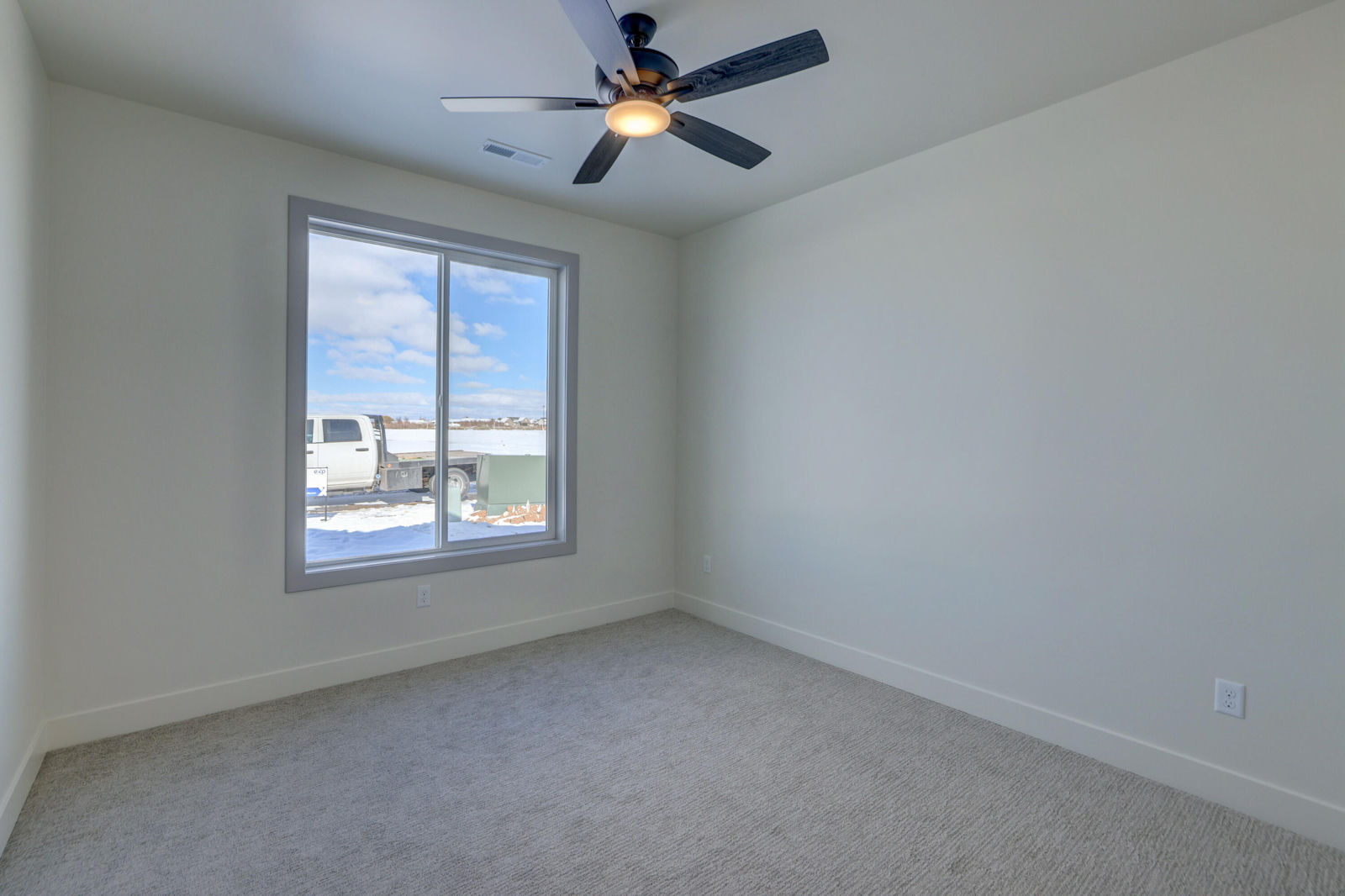 1091 N Olesia ST, Cedar City, photo 25 of 31