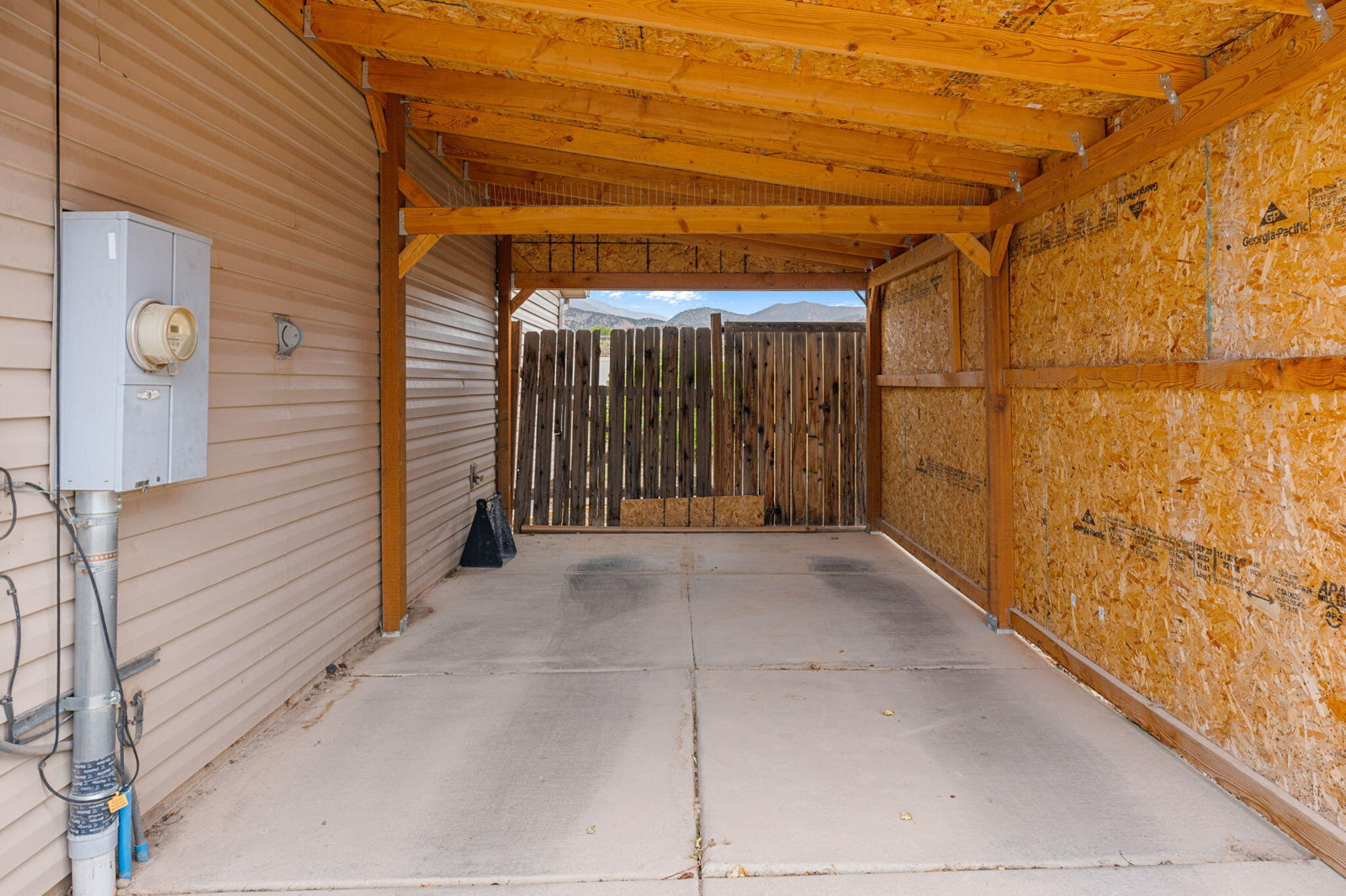 1872 N 1600 North Access RD N, Cedar City, photo 17 of 18