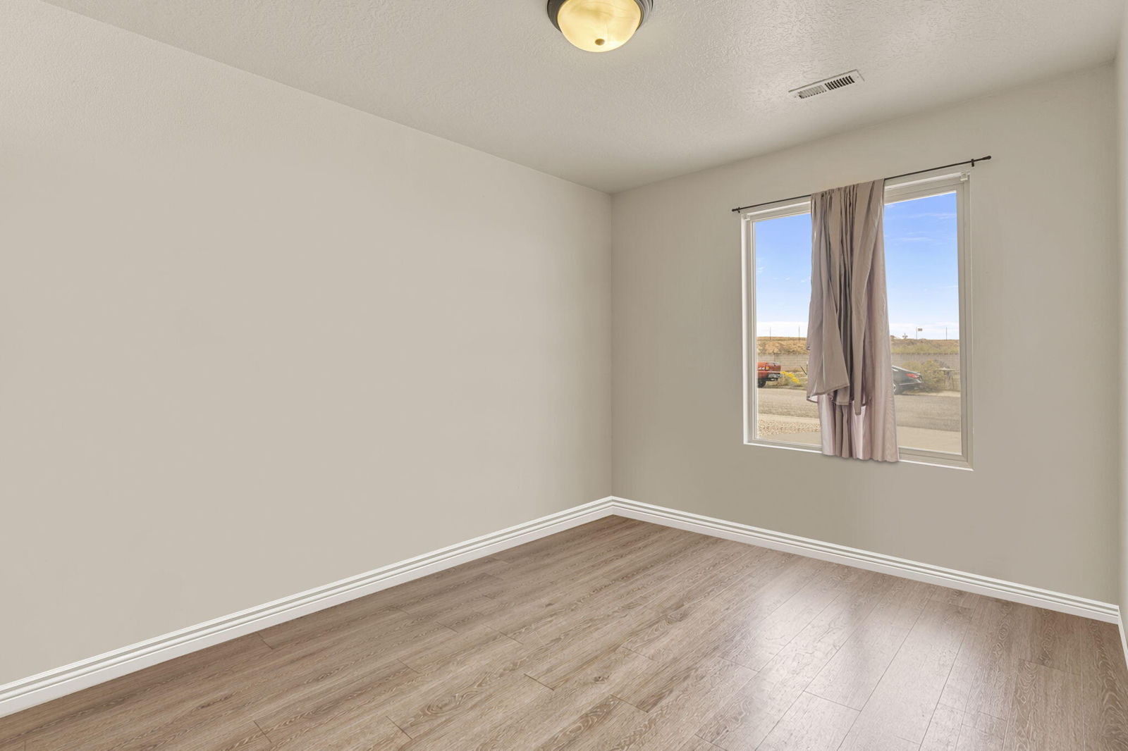 1872 N 1600 North Access RD N, Cedar City, photo 7 of 18
