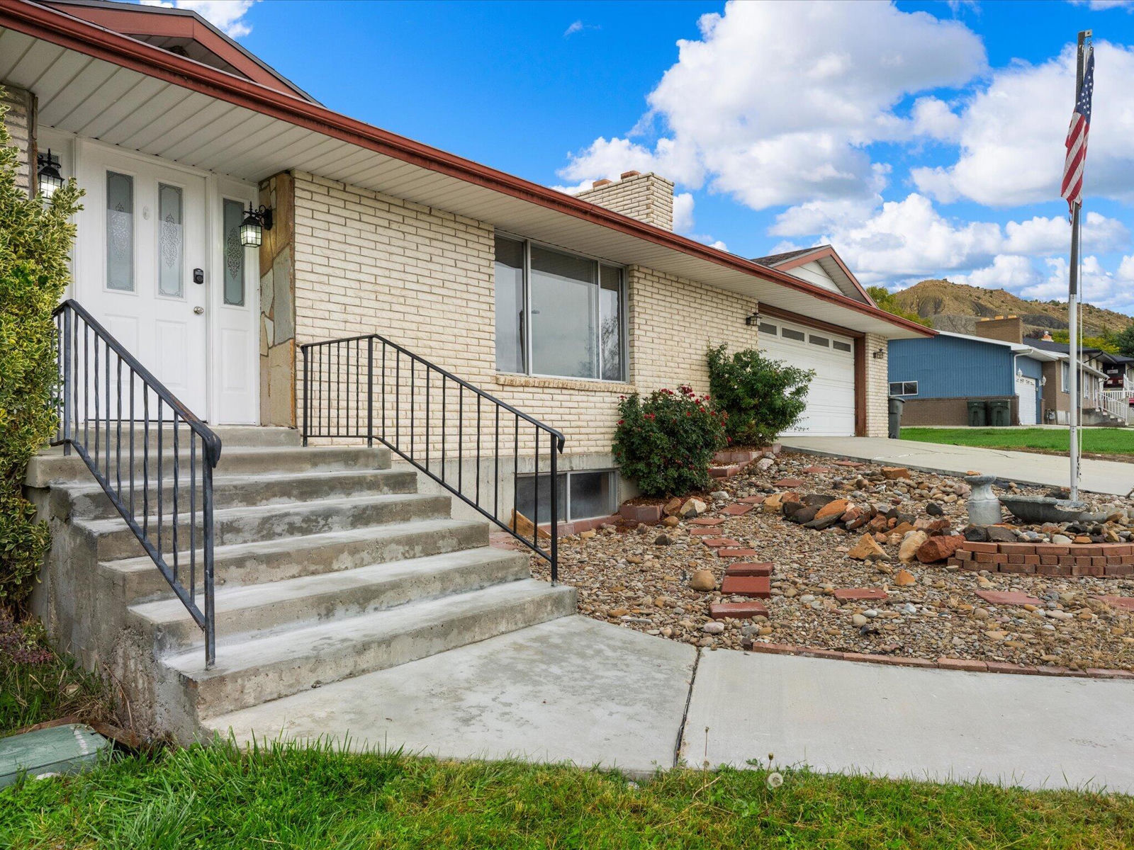 945 Drexel ST, Price, photo 4 of 39