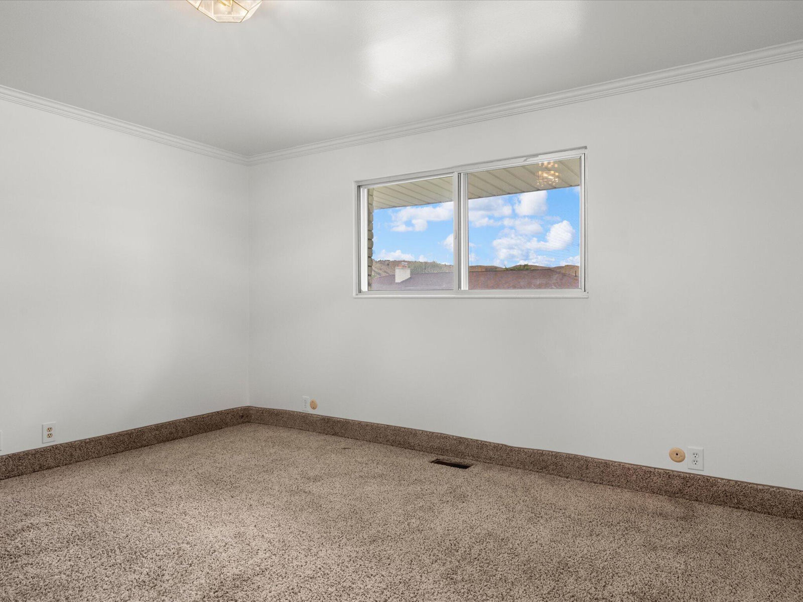 945 Drexel ST, Price, photo 26 of 39