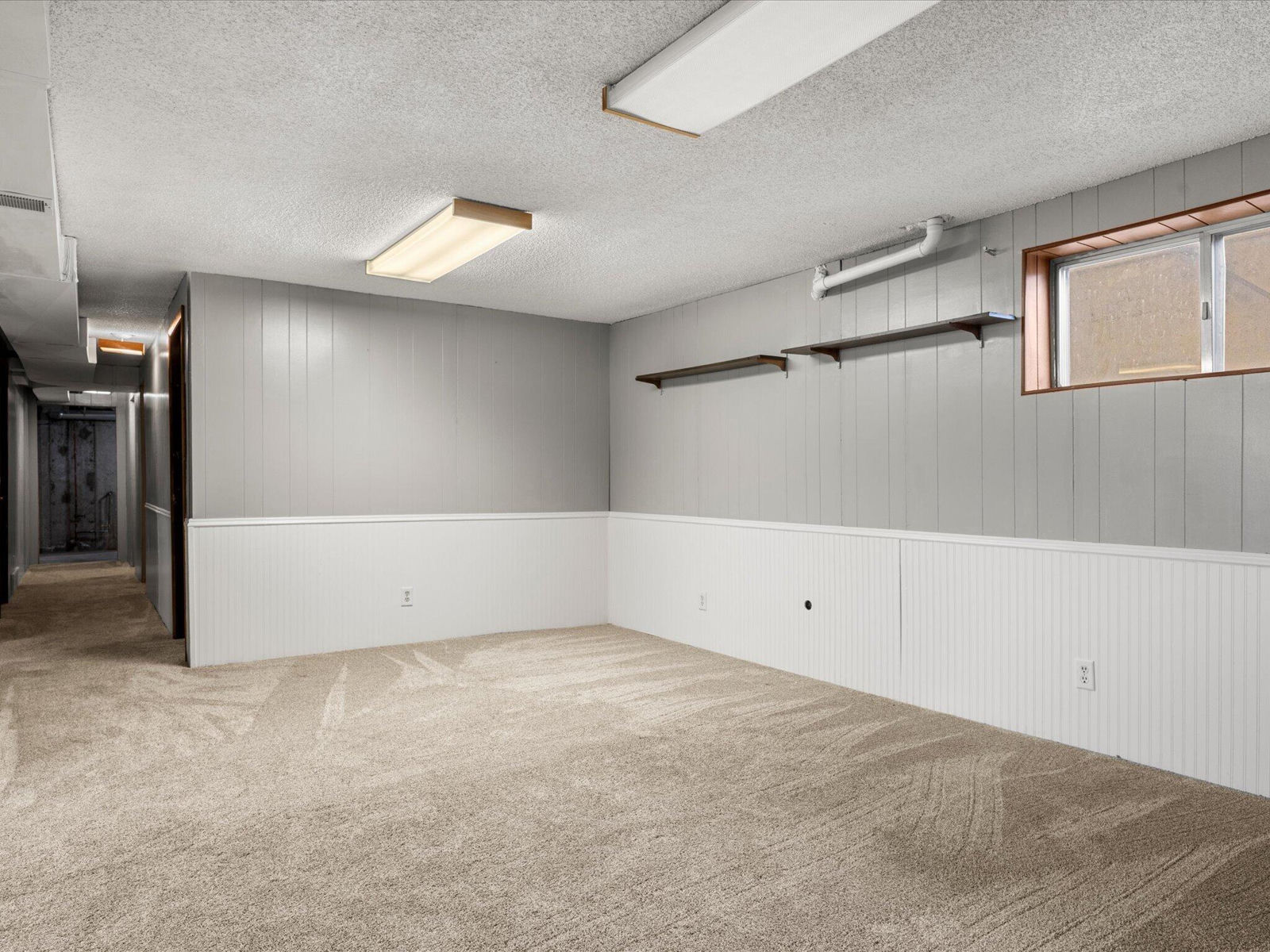 945 Drexel ST, Price, photo 34 of 39