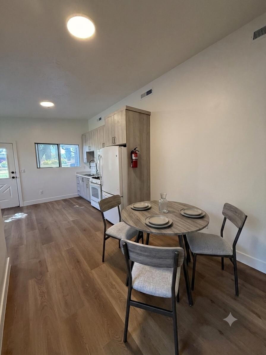 271 W 200 N, Washington, photo 10 of 12