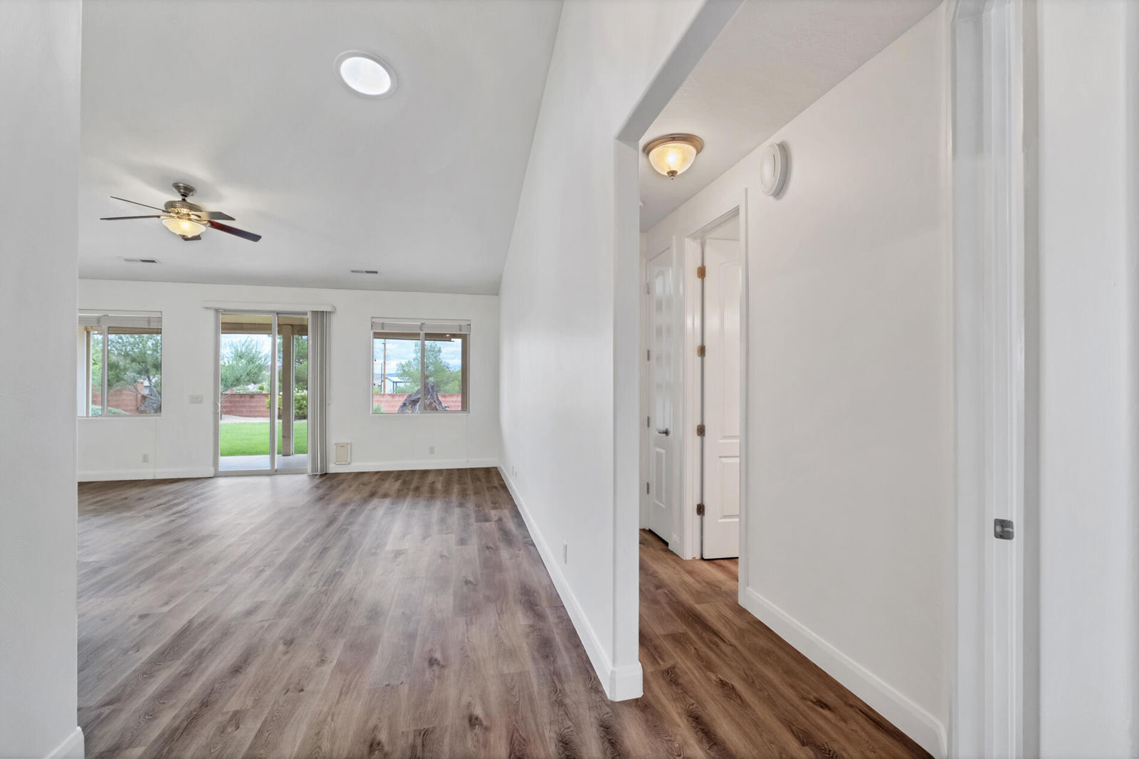 1172 N Ventana DR, Washington, photo 6 of 69