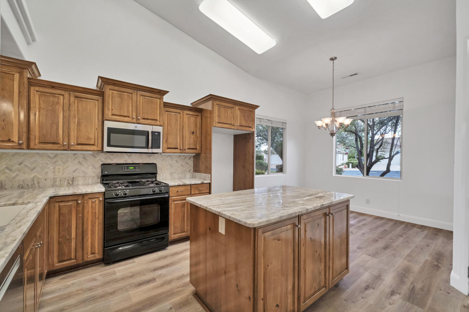 1172 N Ventana DR, Washington, photo 17 of 69
