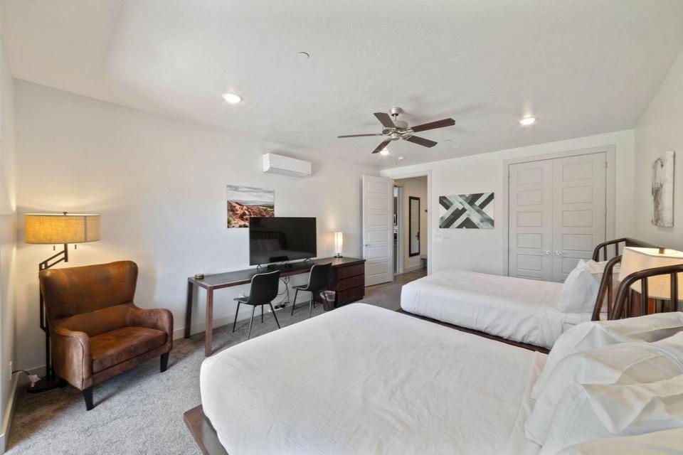 5160 N Villas DR, #6106 & 108, Hurricane, photo 10 of 33